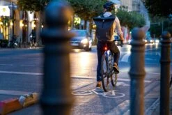 Sigma Infinity Mit Akku Für USB-Ladegerät -Ausgewählte Geschäfte Für Fahrradausrüstung Sigma Batterieruecklicht Rueckleuchte Infinity USB Akku 15200 4016224152001c