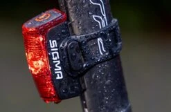 Sigma Infinity Mit Akku Für USB-Ladegerät -Ausgewählte Geschäfte Für Fahrradausrüstung Sigma Batterieruecklicht Rueckleuchte Infinity USB Akku 15200 4016224152001f